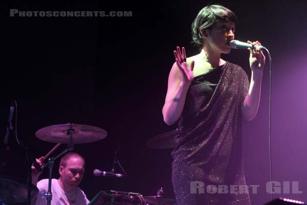 LITTLE DRAGON - 2010-11-23 - PARIS - Zenith - 